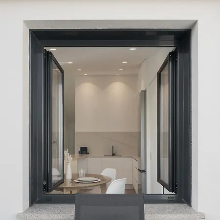 Avos Apartment *